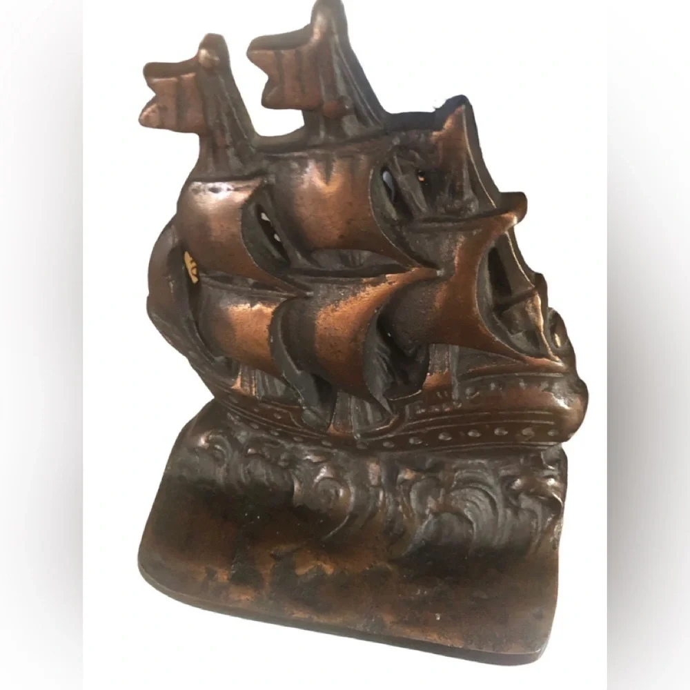 Set of 2 VTG Cast Iron Bookends Old World Ships 6X4.5 Library Den Decor Books